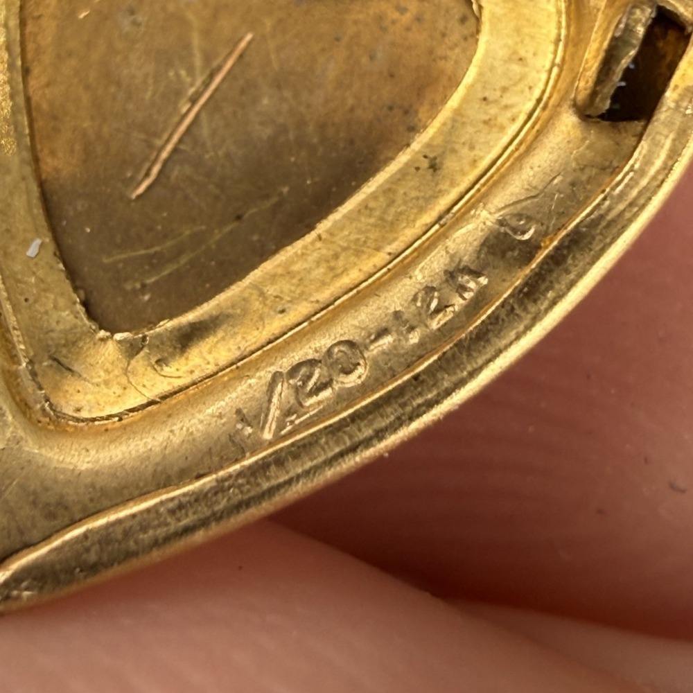 Vintage Gold Filled Locket Hearts Etched Pendant‎ - Picture 5 of 9